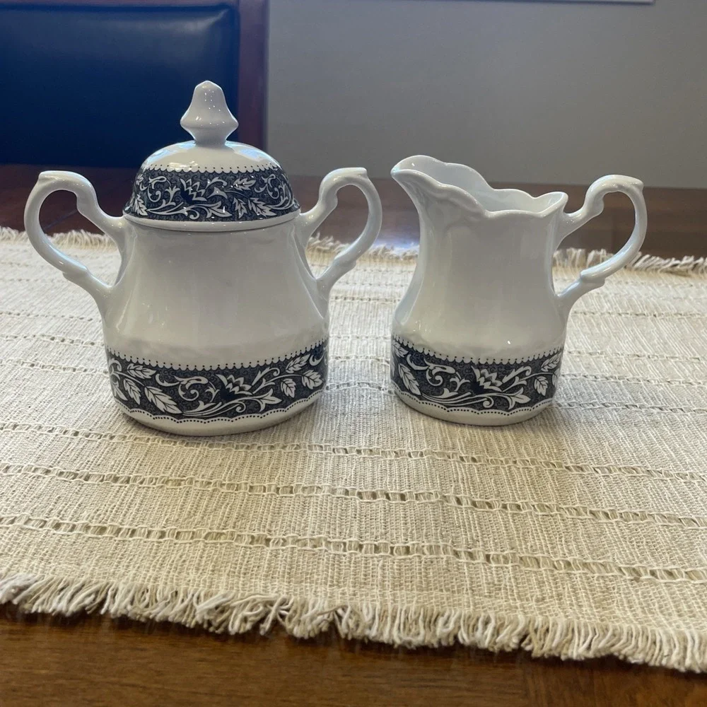 Vintage Sterling Colonial Ironstone J&G Meakin Sugar & Creamer ENGLAND Black